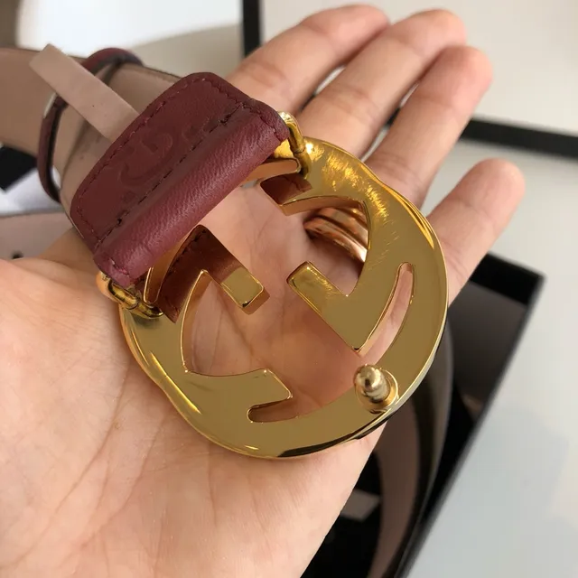 Gucci Ophidia Ceinture en cuir gravé GG couleur bordeaux 2