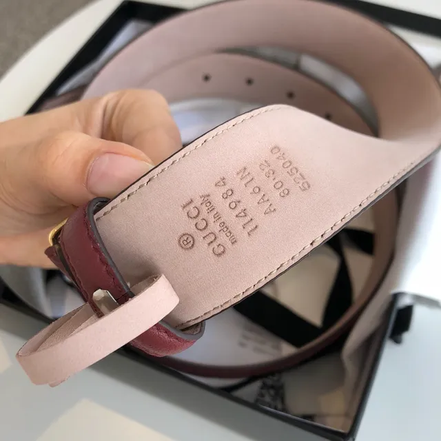 Gucci Ophidia Ceinture en cuir gravé GG couleur bordeaux 3