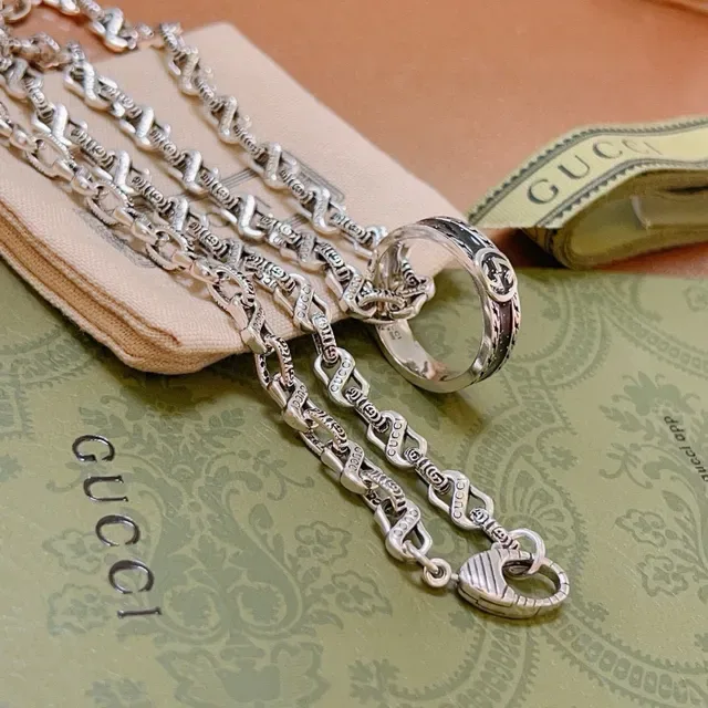 Gucci Ophidia Silver Black Interlocking G Pendant Link Chain Necklace 4