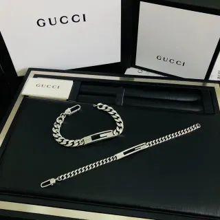 Gucci Ophidia Pulsera de eslabón curb de tono plateado con logo
