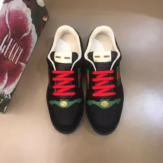Gucci Rhyton أسود أحمر أخضر Web Lifestyle Sneakers