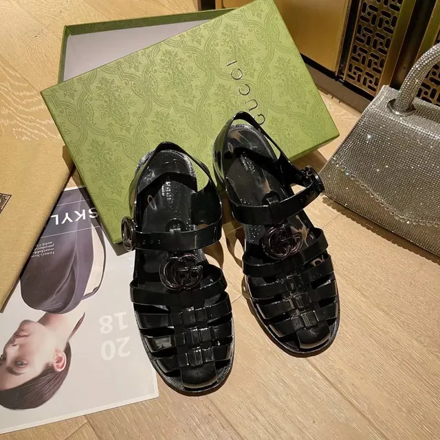 Gucci Screener Sandales Casuales Sangle Tressée Noire Jelly 4