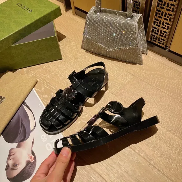 Gucci Screener Sandales Casuales Sangle Tressée Noire Jelly 5