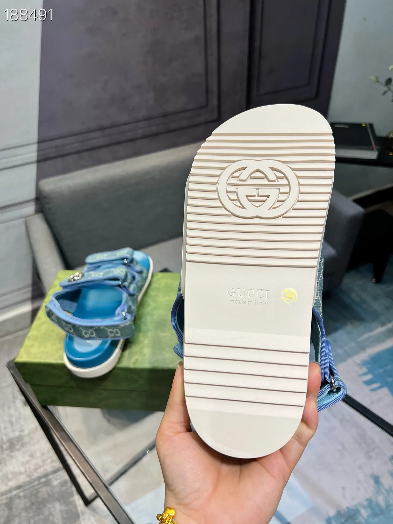 Gucci Screener Sandales casuales Monogram Jacquard Bleu 3