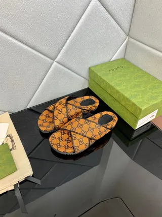 Gucci Screener Orange GG Monogram Canvas Slippers 9