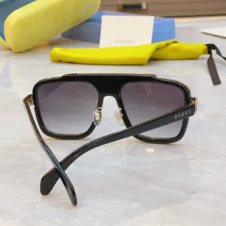 Gucci Screener Oversized Shield-Frame Gradient Gray Sunglasses