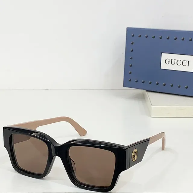 Gucci Screener Oversized Square Black Acetate Sunglasses 9