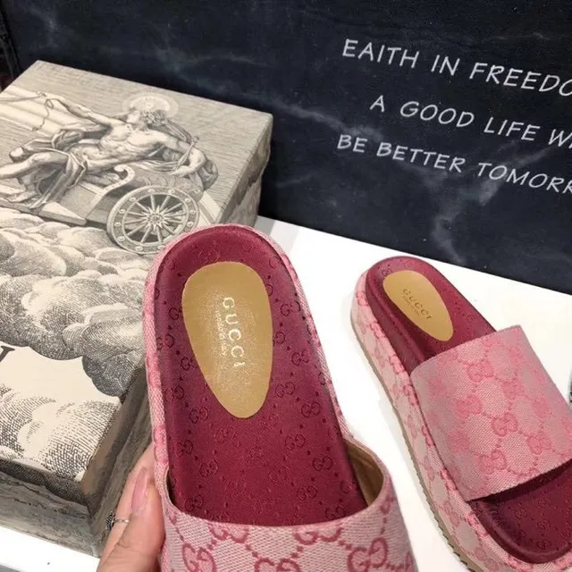 Gucci Screener Pink GG Monogram Platform Slippers 7