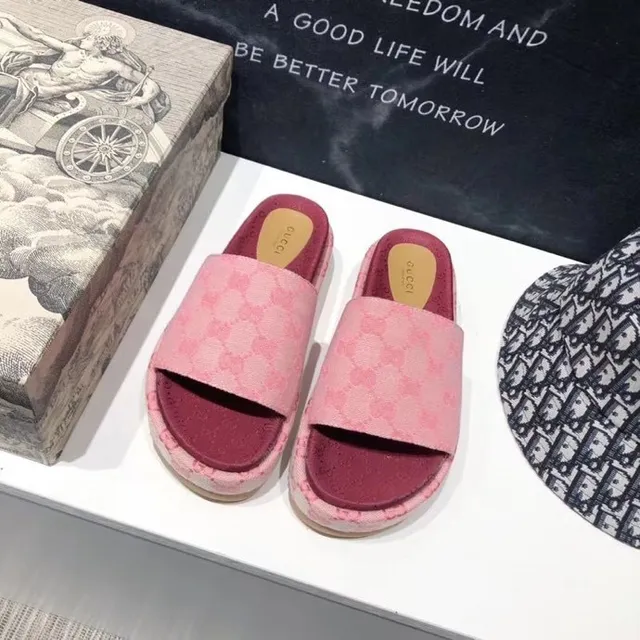 Gucci Screener Pink GG Monogram Platform Slippers 8