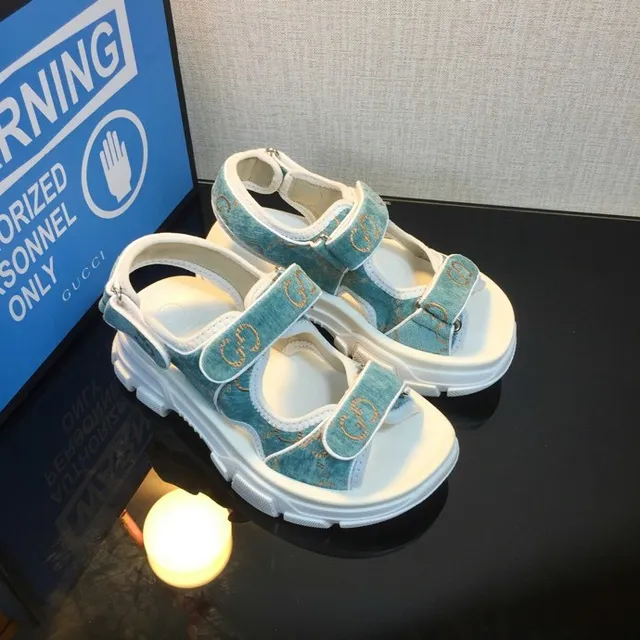 Sandales casuales de plateforme chunky Gucci Screener en denim teal brodées GG 4