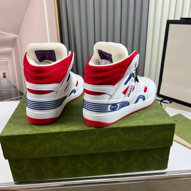 Gucci Screener sneakers lifestyle branco vermelho azul 3