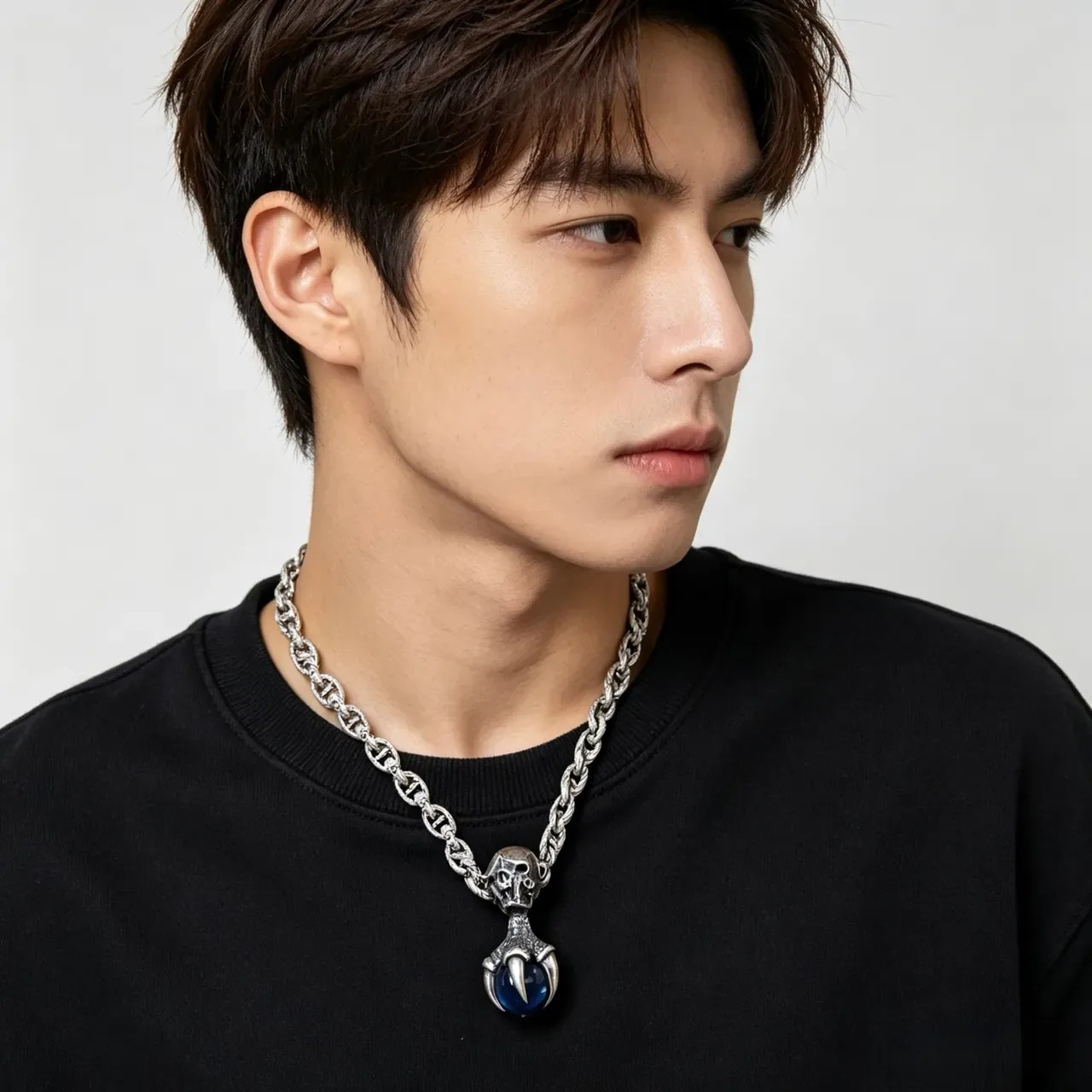 Gucci Silver Blue Oxidized Chain Skull-and-Claw Pendant Necklace 3