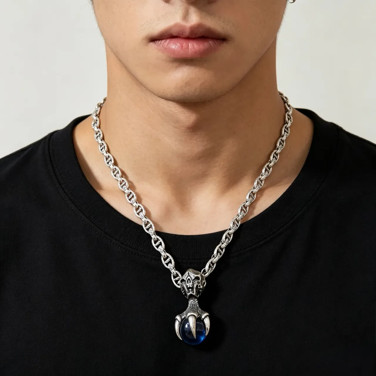 Gucci Silver Blue Oxidized Chain Skull-and-Claw Pendant Necklace 8