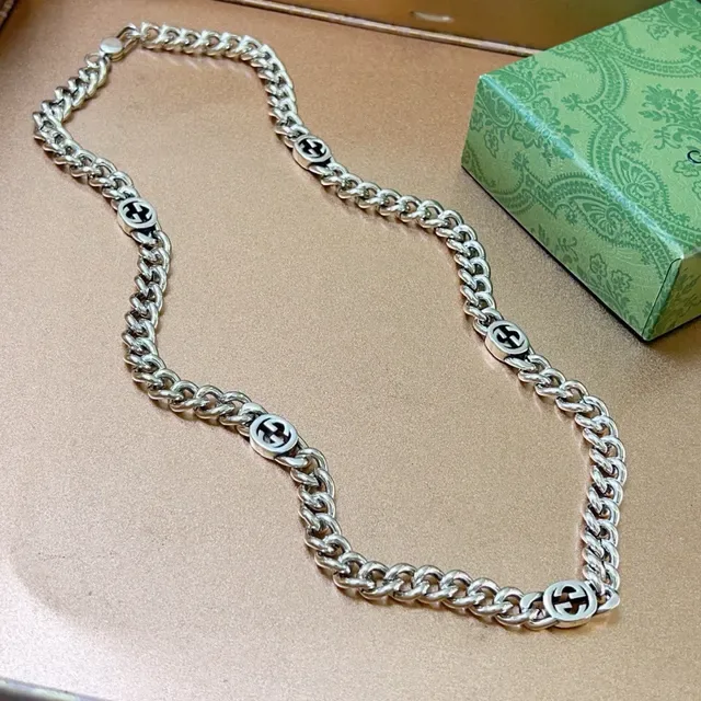 Gucci Silver Chunky Curb Chain Interlocking G Medallions Necklace 7