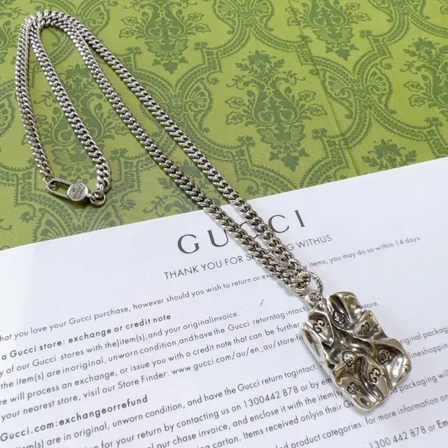 Gucci Silver Curb Chain Sculpted Multi-Element Pendant Necklace 4