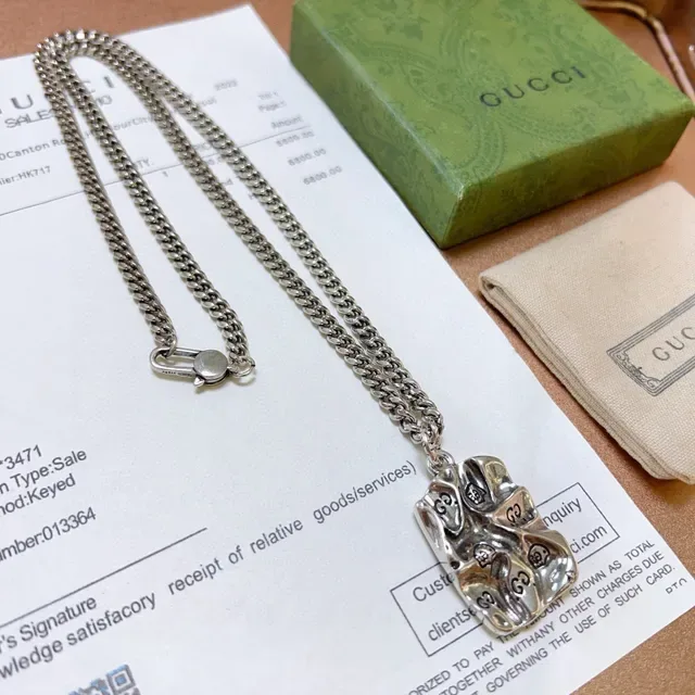 Gucci Silver Curb Chain Sculpted Multi-Element Pendant Necklace 6