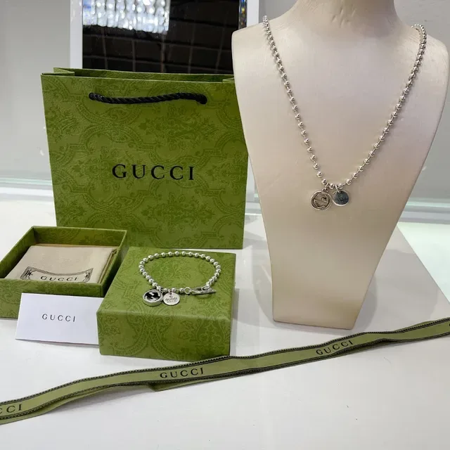 Gucci Silver Green Ball-Chain Interlocking G Charm Necklace 2