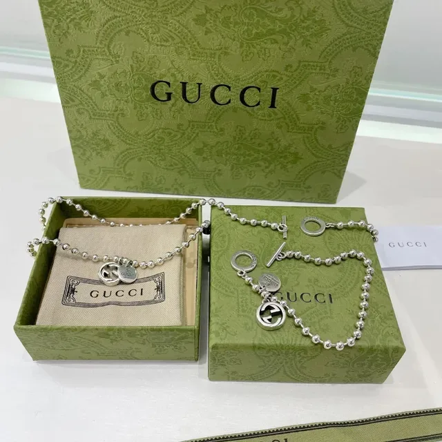 Gucci Silver Green Ball-Chain Interlocking G Charm Necklace 5