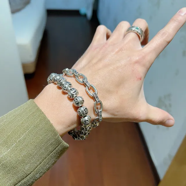 Gucci Silver Green Chunky Oval-Link Chain Engraved Branding Bracelet 3