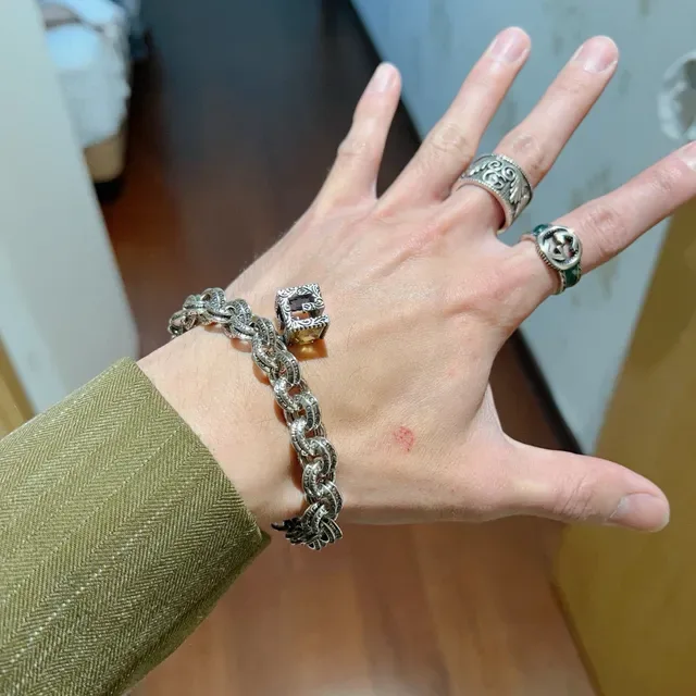 Gucci Silver Green Ornate Chain-Link Embossed Detailing Bracelet 8