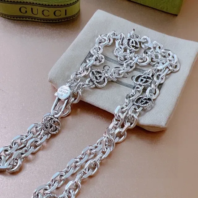 Gucci Silver Interlocking G Charms Curb-Link Chain Necklace 6