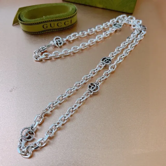 Gucci Silver Interlocking G Charms Curb-Link Chain Necklace 8