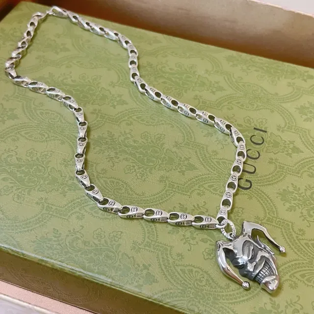 Gucci Silver Jester Skull Pendant Necklace 6