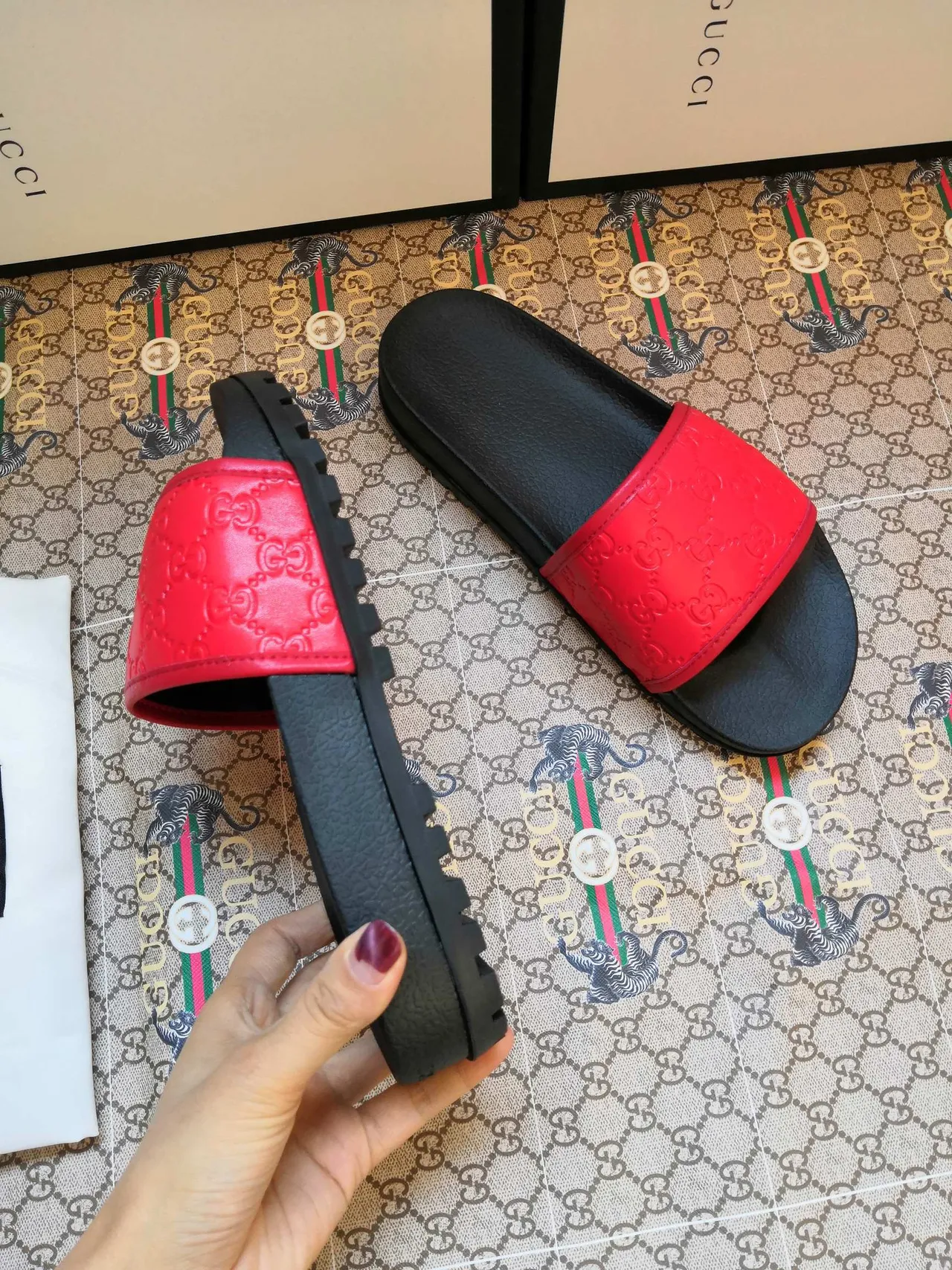 Gucci Slide Red and Black Slippers 4