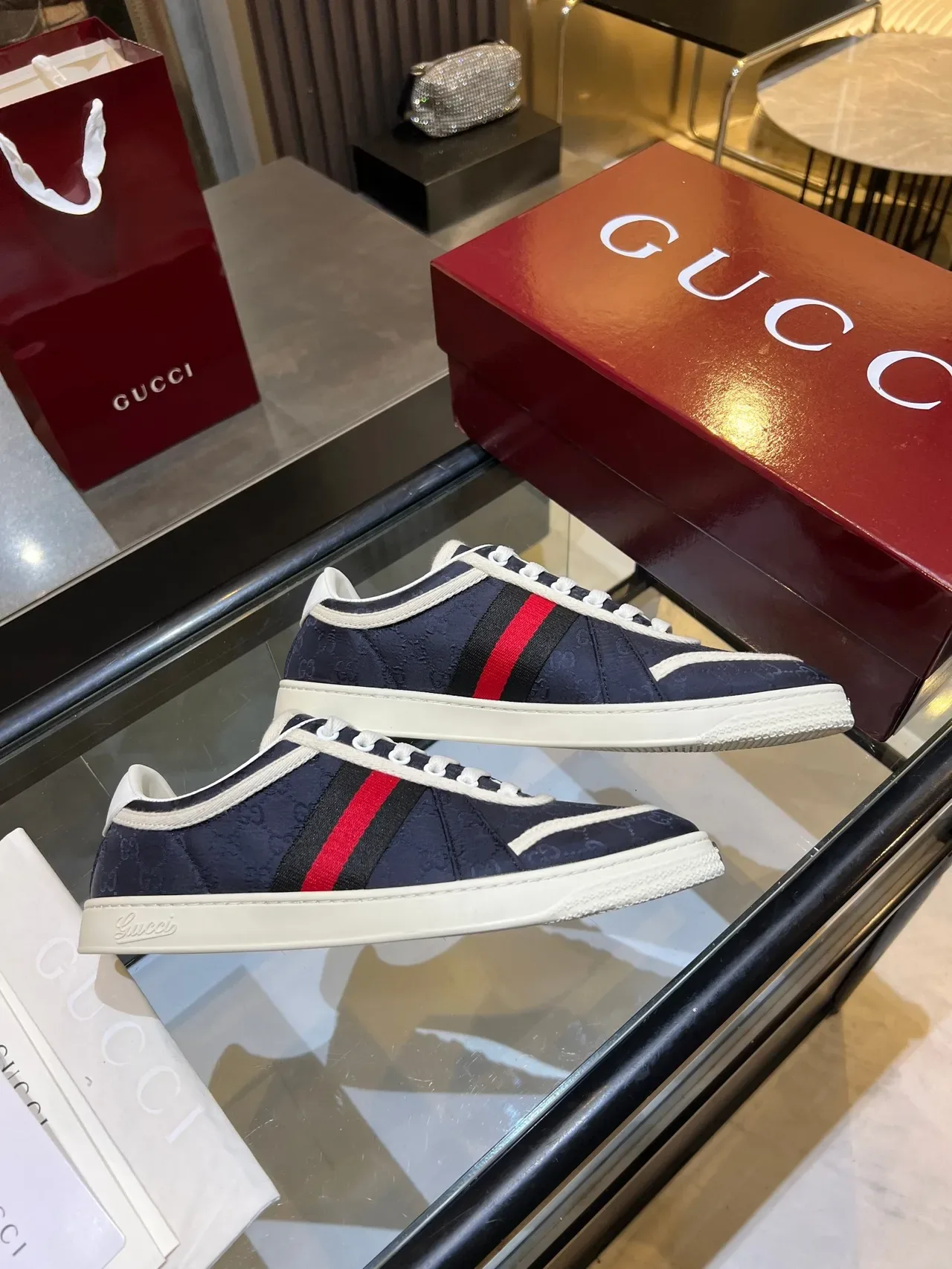 Gucci Tennis 1977 Bleu Marine Rouge Rayures Web Sneakers Lifestyle 4
