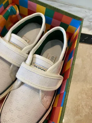 Gucci Tennis 1977 White Green Velcro Strap Closure Web Stripe Heel Accent Lifestyle Sneakers 3