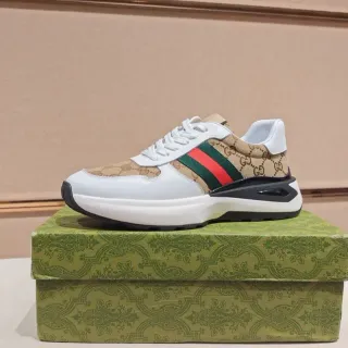Gucci أبيض بيج GG Monogram كانفاس ويب سترايب أكسنت كانكي سنيكر