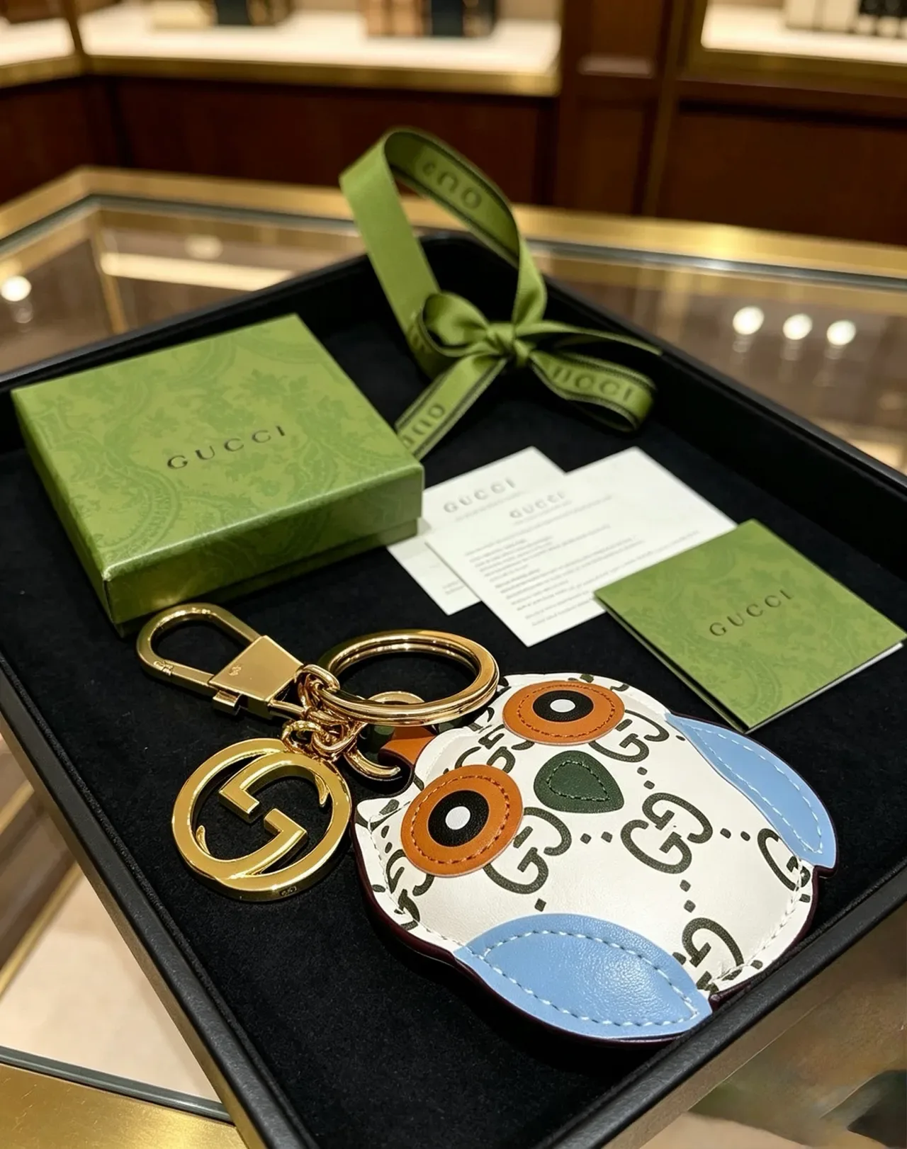 Gucci White Blue Owl-Shaped GG Monogram Leather Phone Case 4