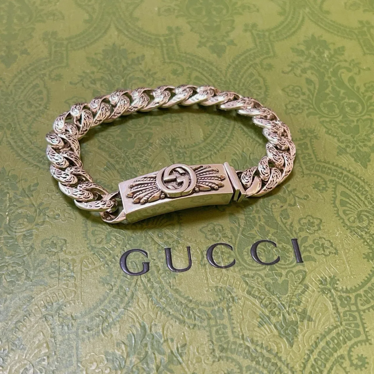 Gucci Winged GG Ornate Curb-Link Silver Bracelet 2