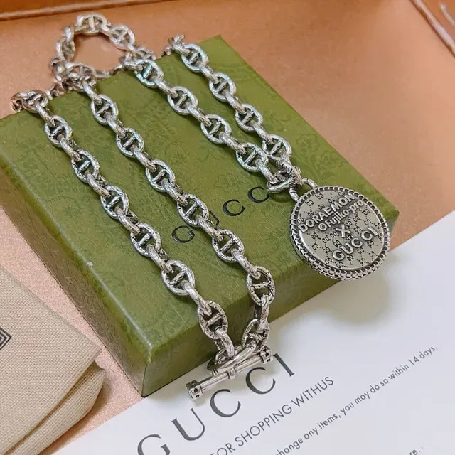 Gucci x Doraemon Silver Mariner-Link Medallion Necklace 3