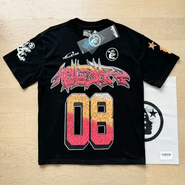 Hellstar Graphic Print '08' T-Shirt 14