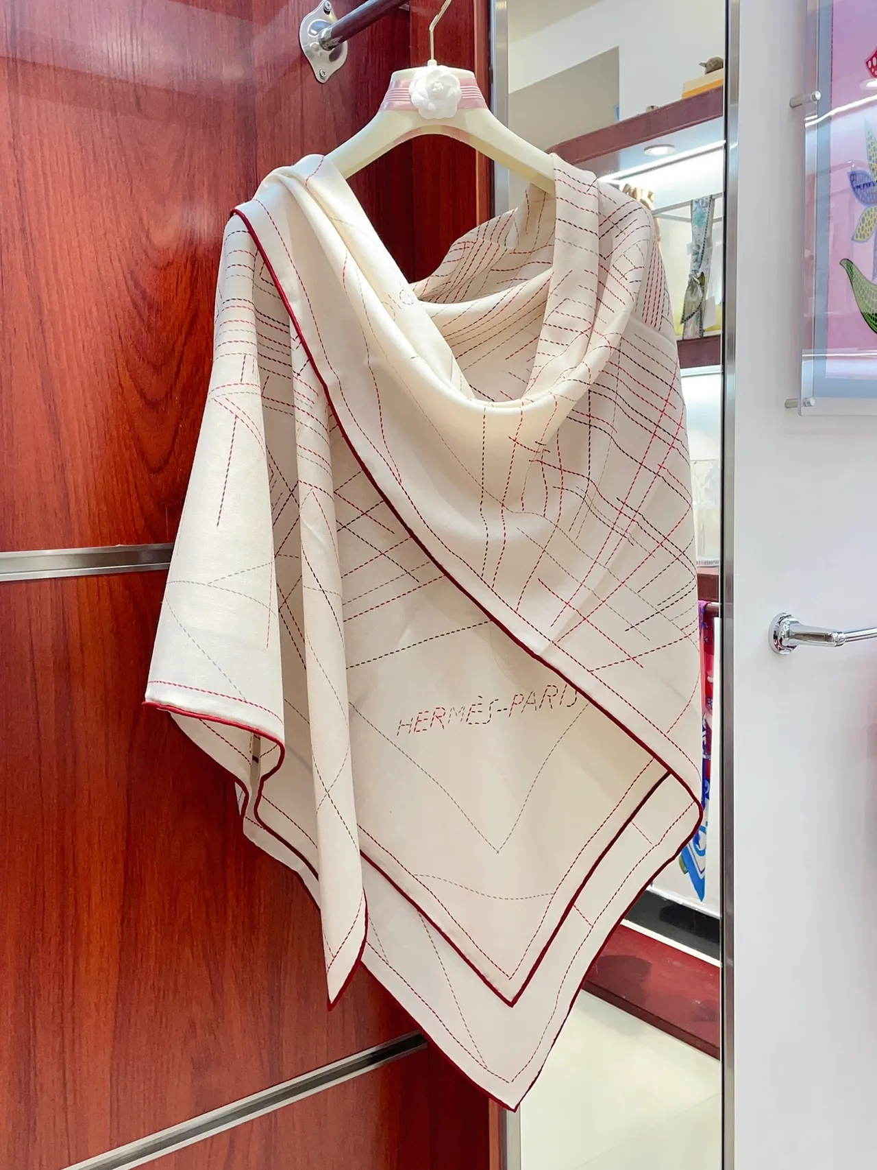 Hermès Beige Red Woven Herringbone Base Stitched Grid Pattern Shawl 8