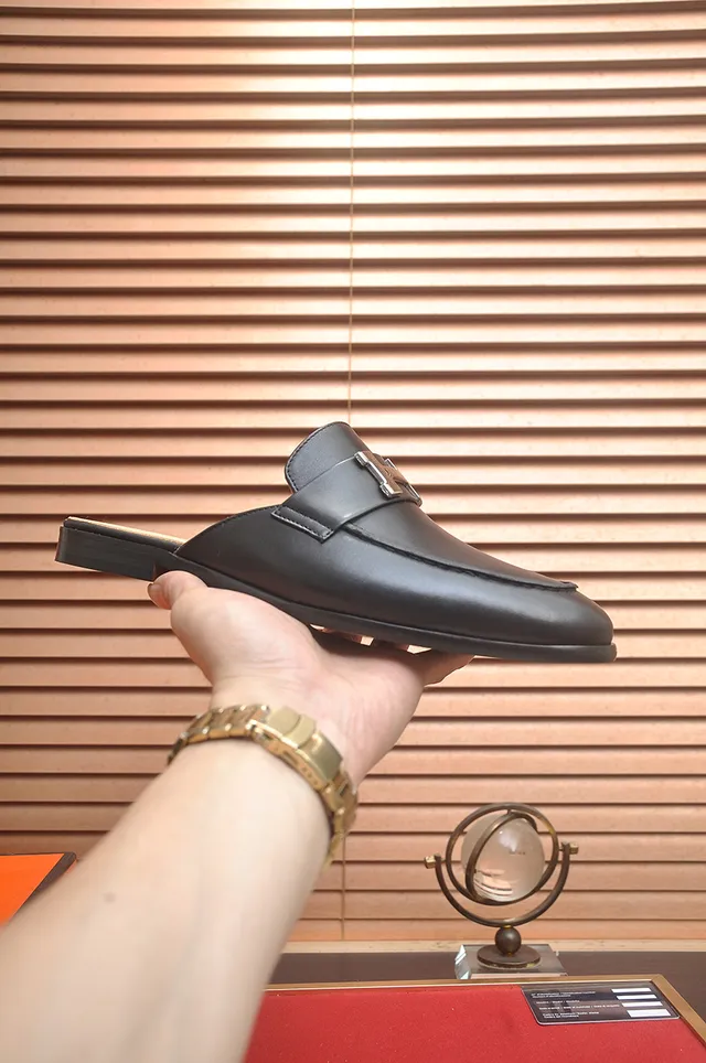 Hermès Black Beige Leather H-Shaped Metal Buckle Loafer 4