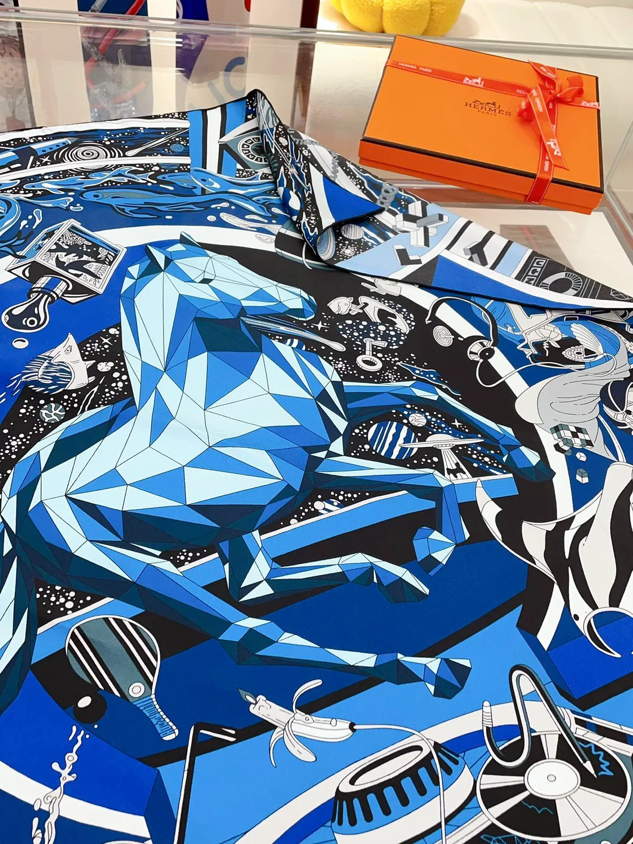 Hermès Blue Black Abstract Graphic Print Bold Color Blocking Silk Scarf 5