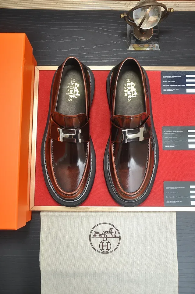 Hermès Marrom Preto Couro Polido Cinto H-Buckle Loafer 5