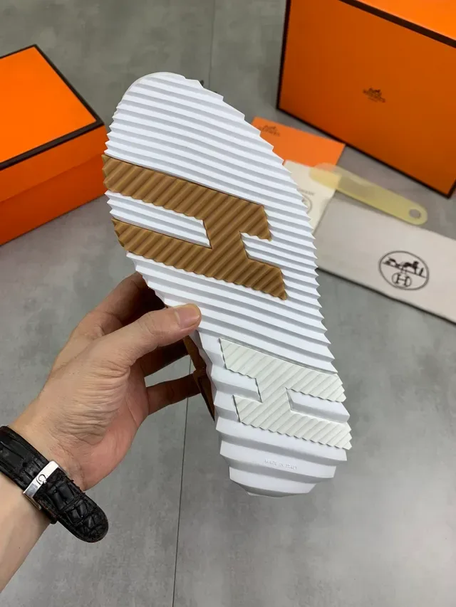 Hermès Brown White Suede Upper Laces Sneakers 2