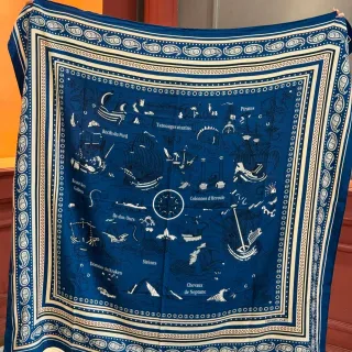 Hermès Carte Marine 海军蓝丝绸围巾