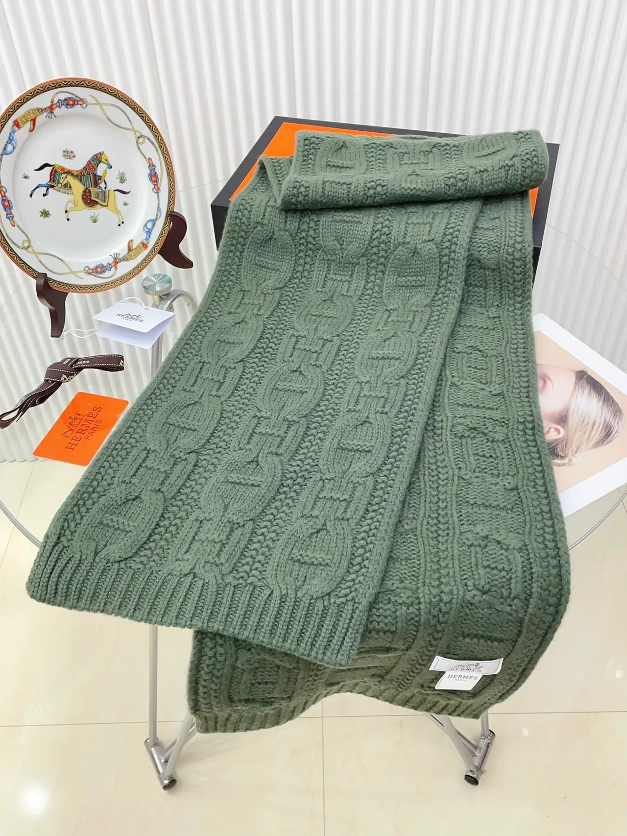 Hermès Chaîne d'Ancre Écharpe en cachemira vert militaire 8