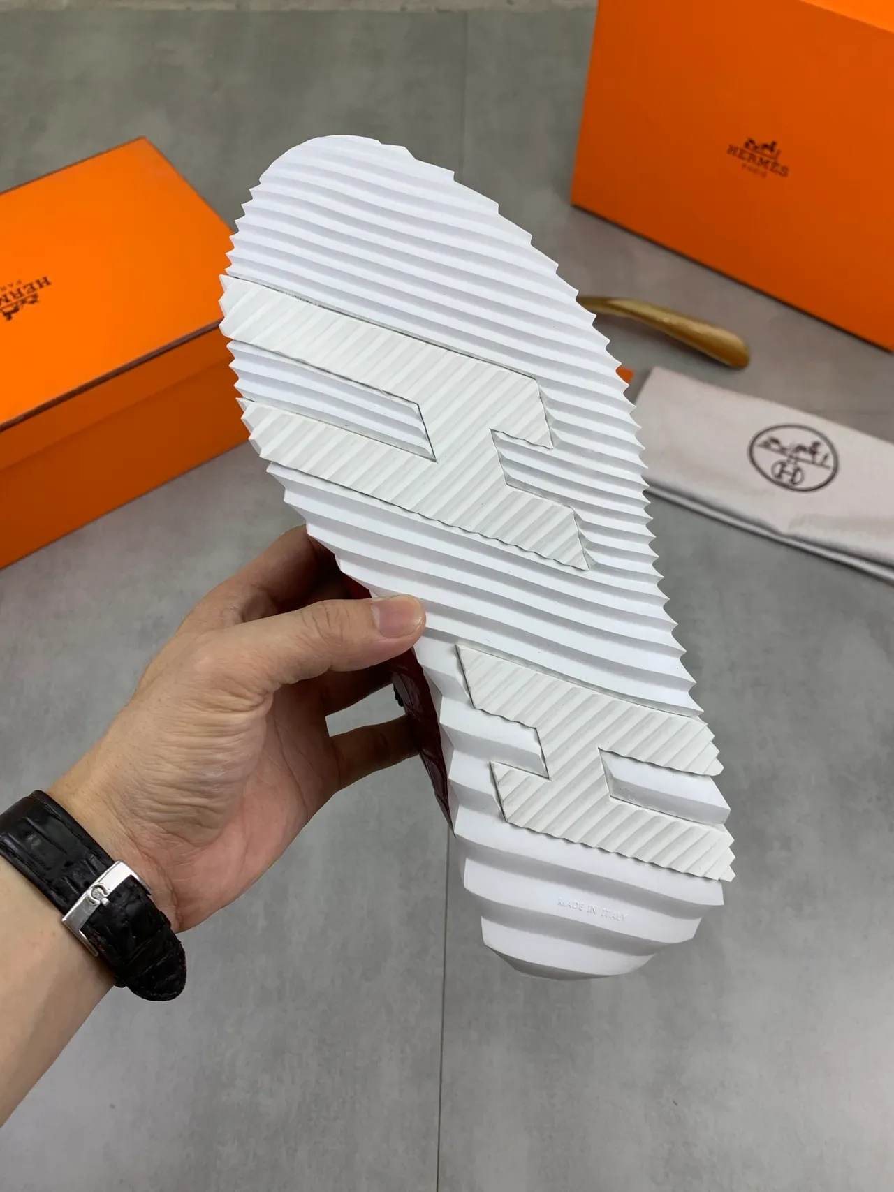 Hermès Croc-Embossed Red and White Lifestyle Sneakers 4