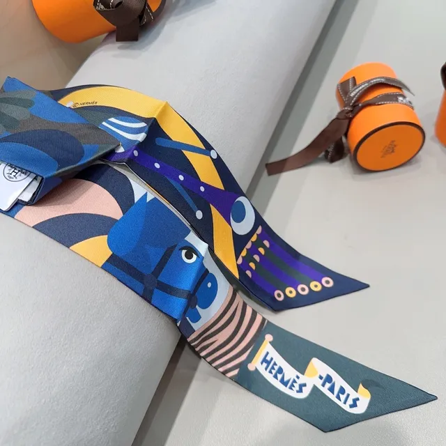 Hermès Navy Multicolor Printed Narrow Twilly-Style Silk Scarf 7