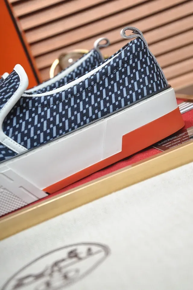 Hermès Navy White Slip-On Patterned Knit Upper Sneakers 2