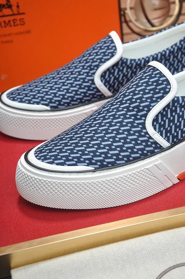 Hermès Navy White Slip-On Patterned Knit Upper Sneakers 3