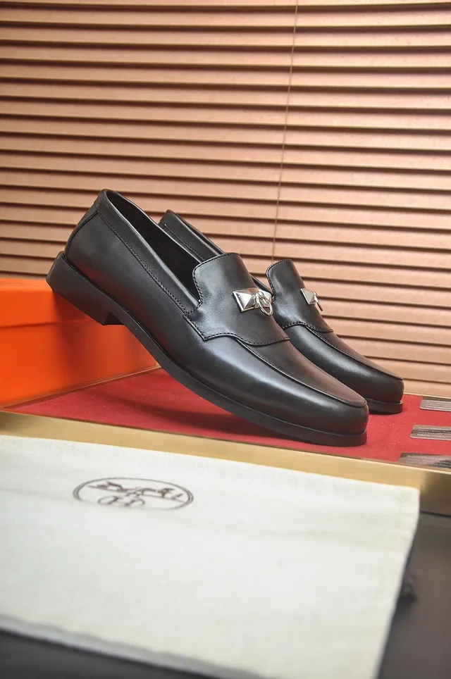 Hermès Oran Black Leather H-Stirrup Loafers 3