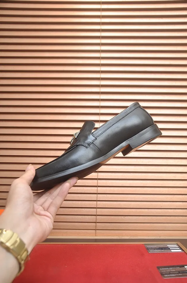 Hermès Oran Black Leather H-Stirrup Loafers 6