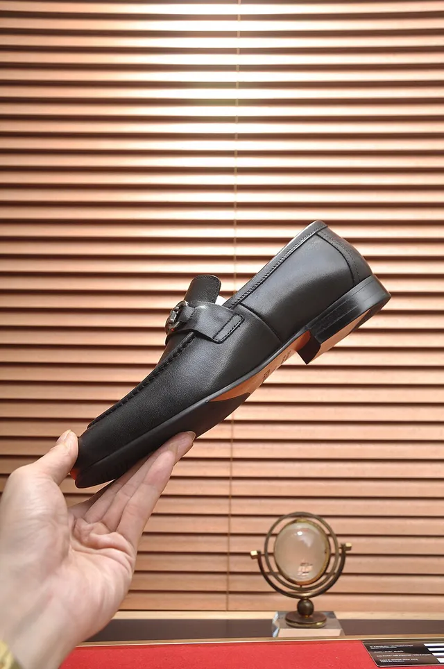 Hermès Oran Mocassins en cuir noir à mors 5