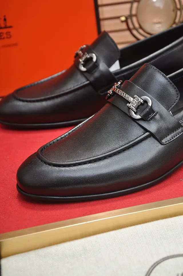 Hermès Oran Mocassins en cuir noir à mors 8